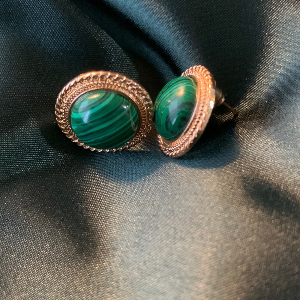 ♥️Gold+Green Vintage Look Earrings